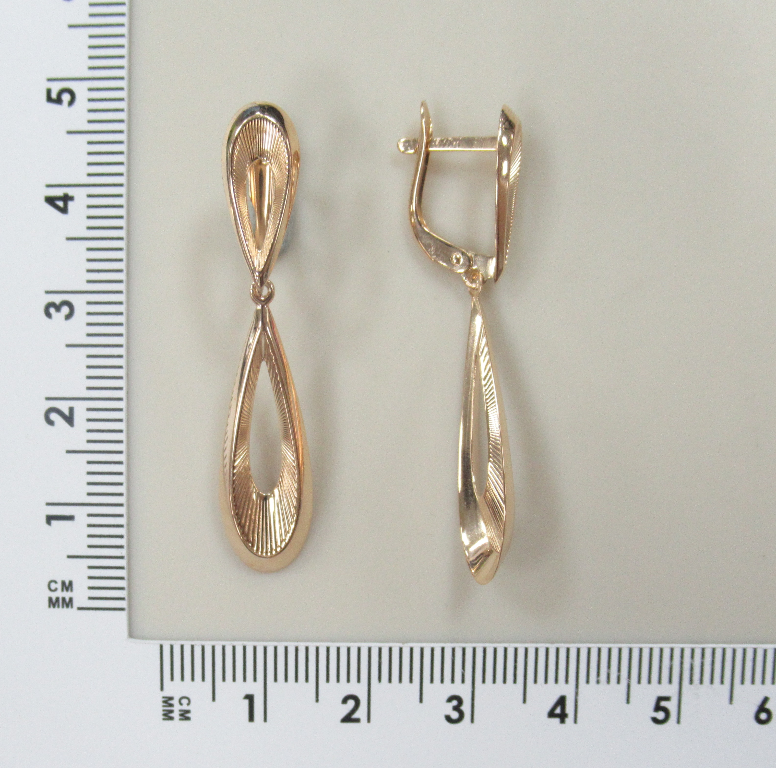 10519-000653 Серьги (Au 585)